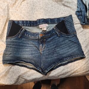 Isabel Maternity Shorts